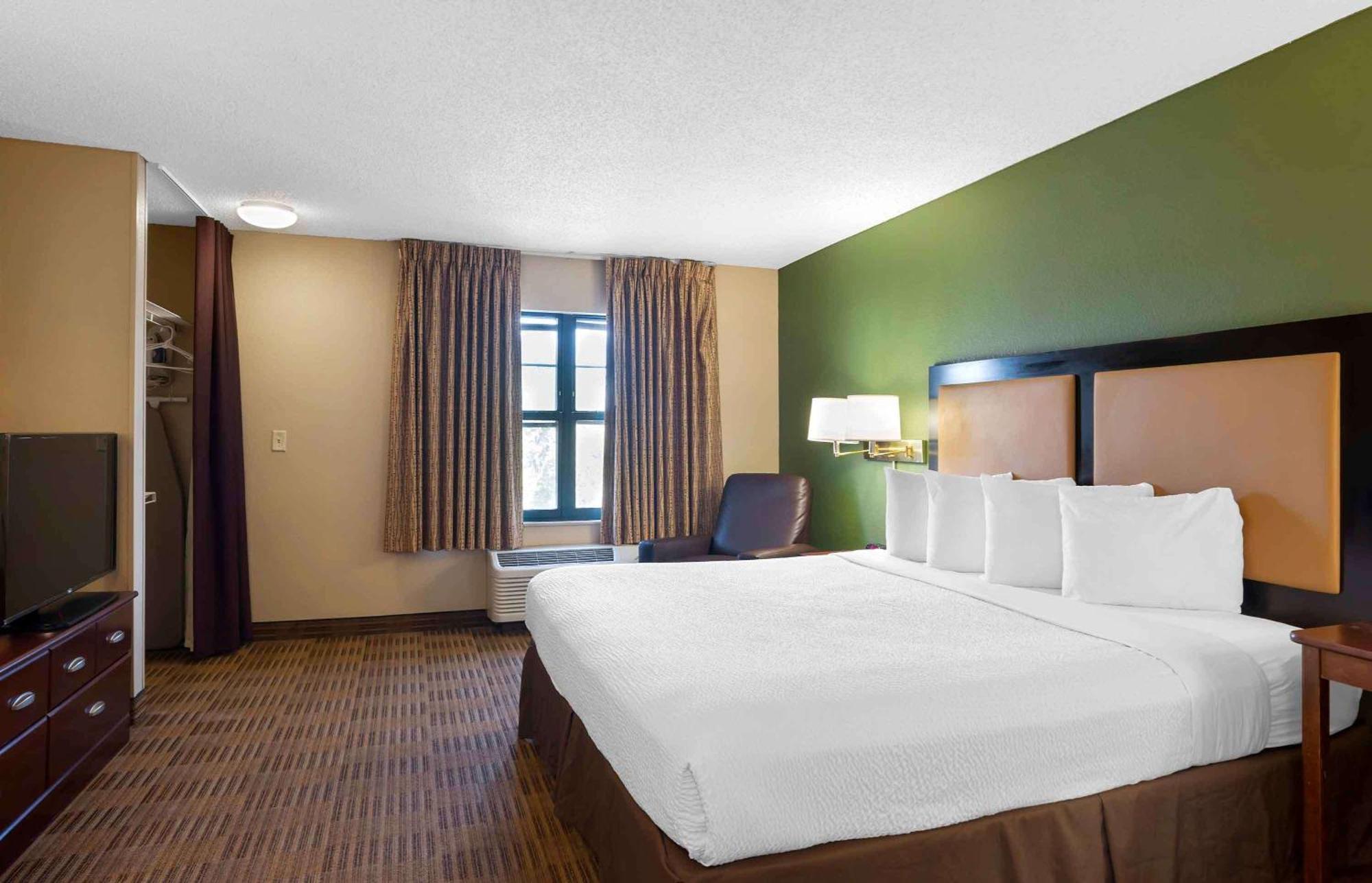 เอ็กซ์เทนด์ สเตย์ อเมริกา ออสติน นอร์ทเวสต์ เลกไลน์ มอลล์ Hotel ภายนอก รูปภาพ